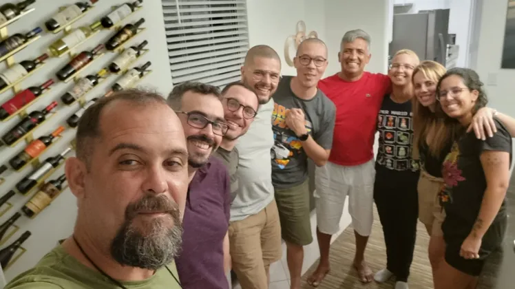 Grupo reunido no dia 1